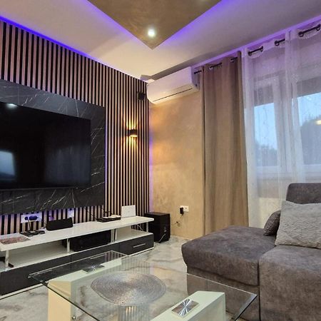 Apartments Adriana Біліце Екстер'єр фото