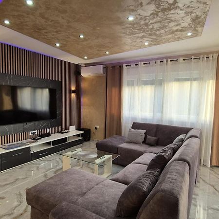 Apartments Adriana Біліце Екстер'єр фото