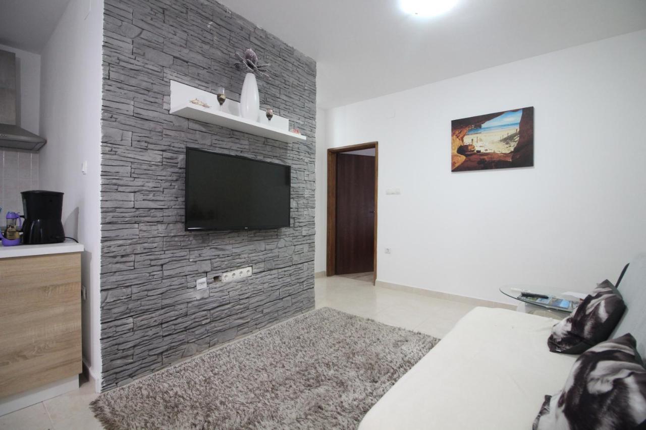 Apartments Adriana Біліце Екстер'єр фото