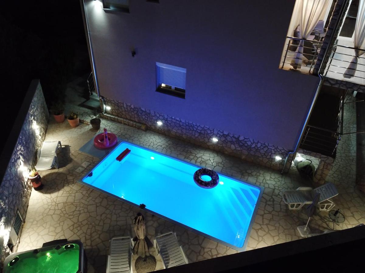 Apartments Adriana Біліце Екстер'єр фото
