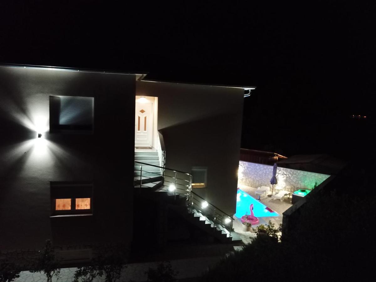 Apartments Adriana Біліце Екстер'єр фото
