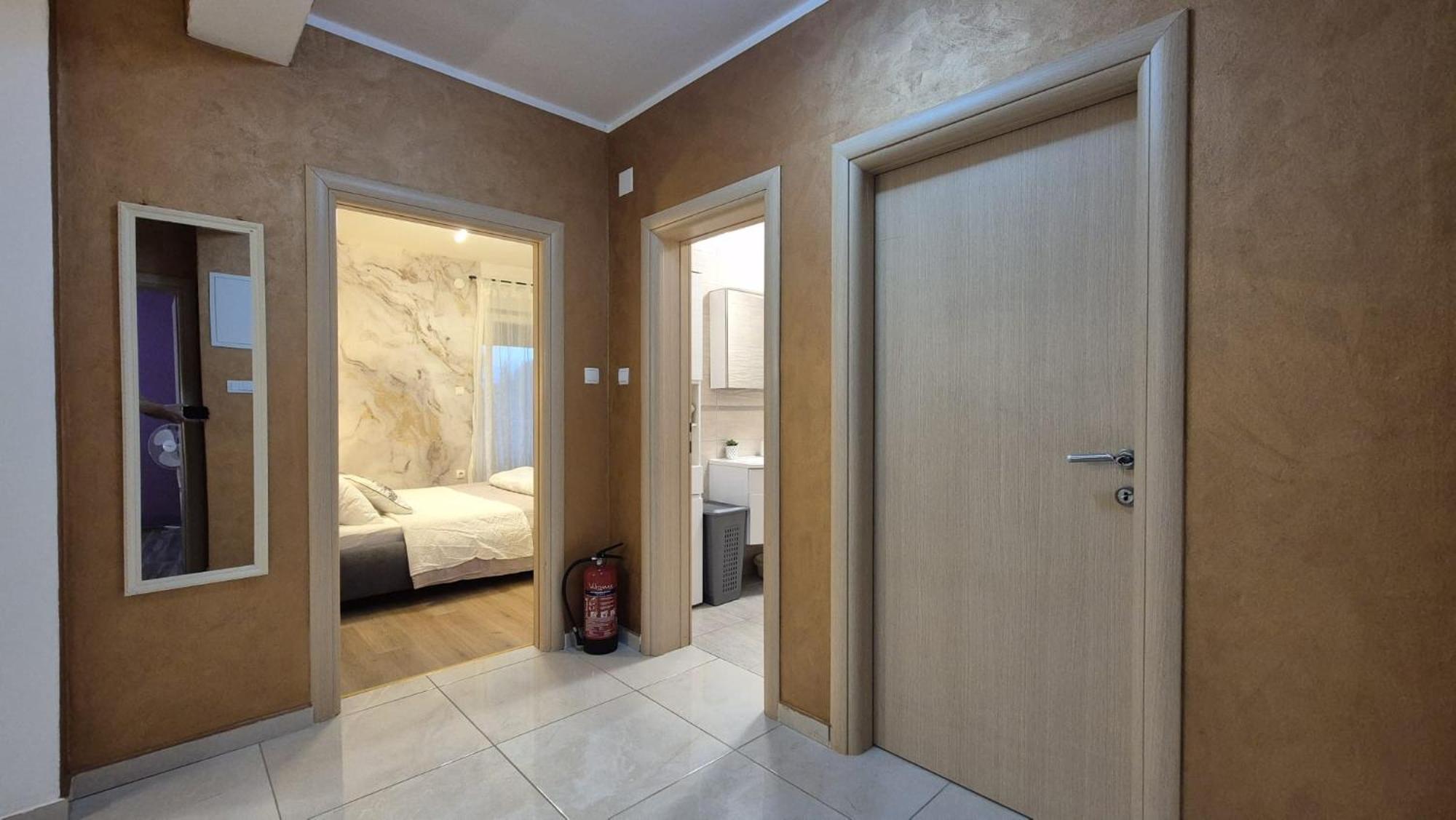 Apartments Adriana Біліце Екстер'єр фото